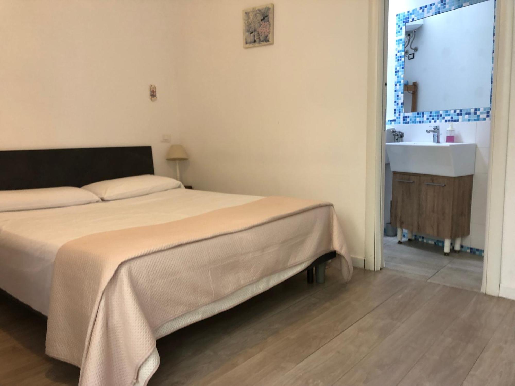 B&B Xenia Mongiove Exteriör bild
