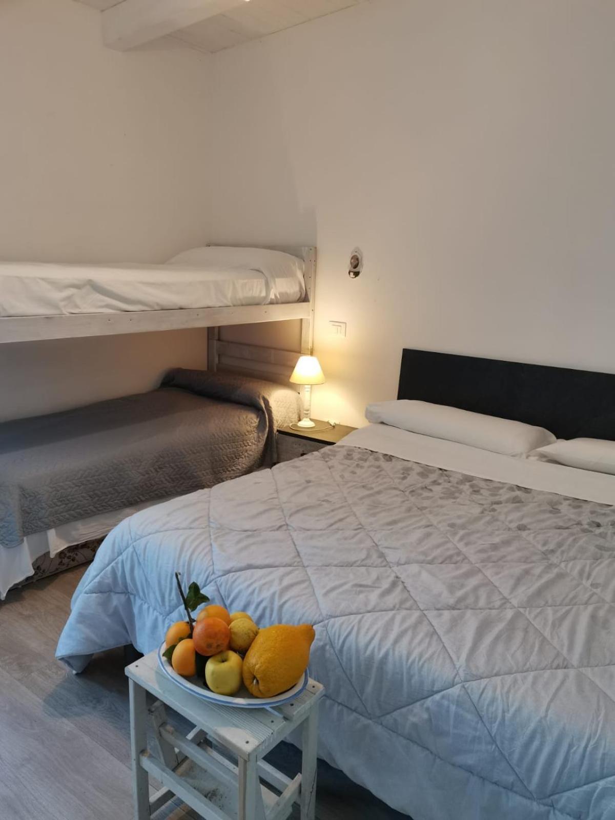 B&B Xenia Mongiove Exteriör bild